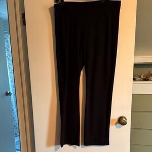 Betabrand pants in black